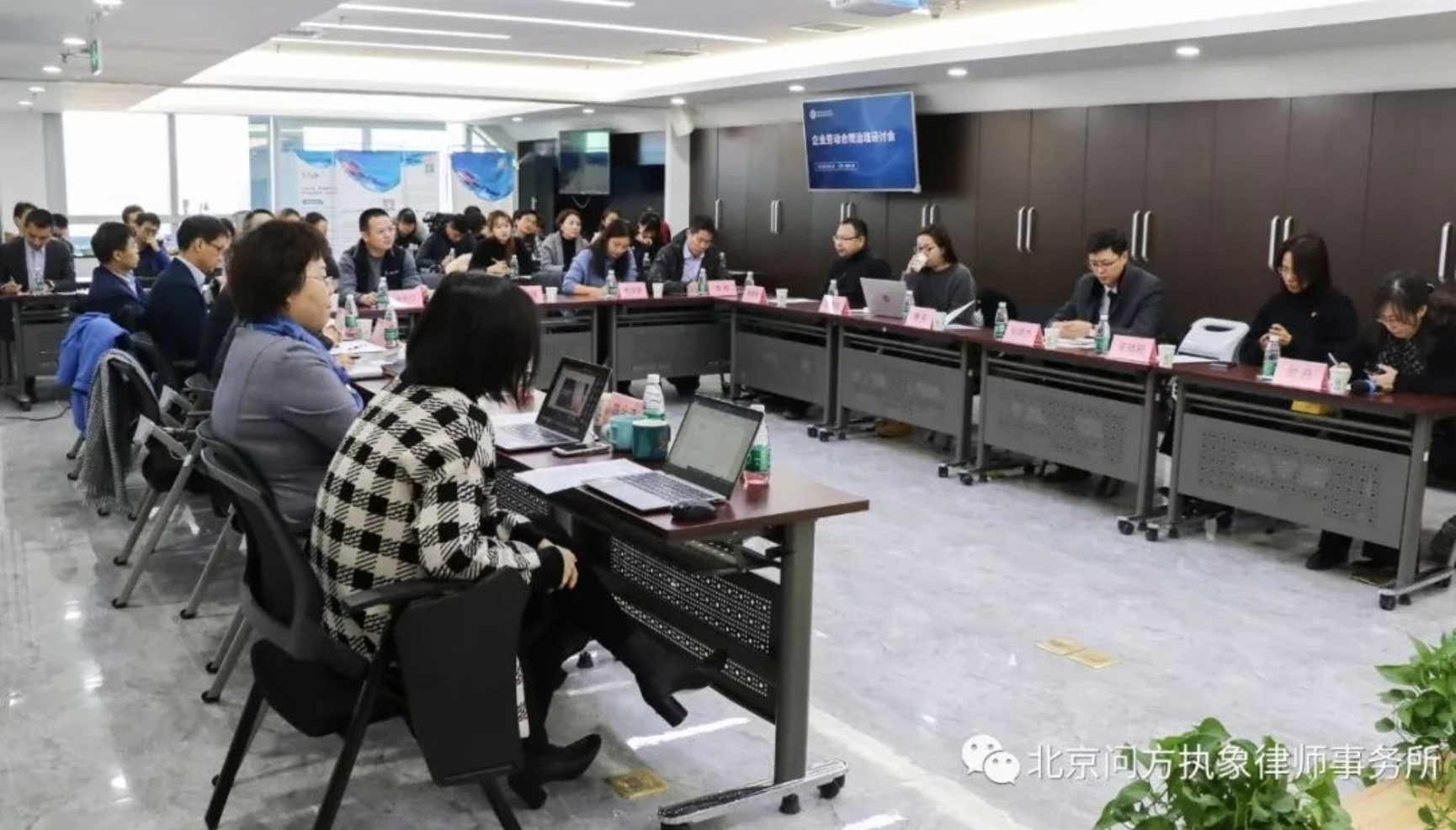 70b65eb6852b5adaa522dd76b74b8fc